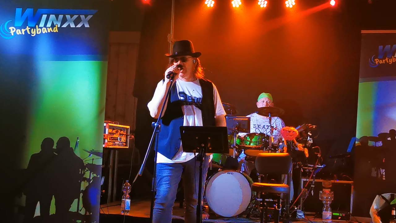 Winxx Partyband - Detlef als Udo Lindenberg auf dem Schützenfest in Altenbeken