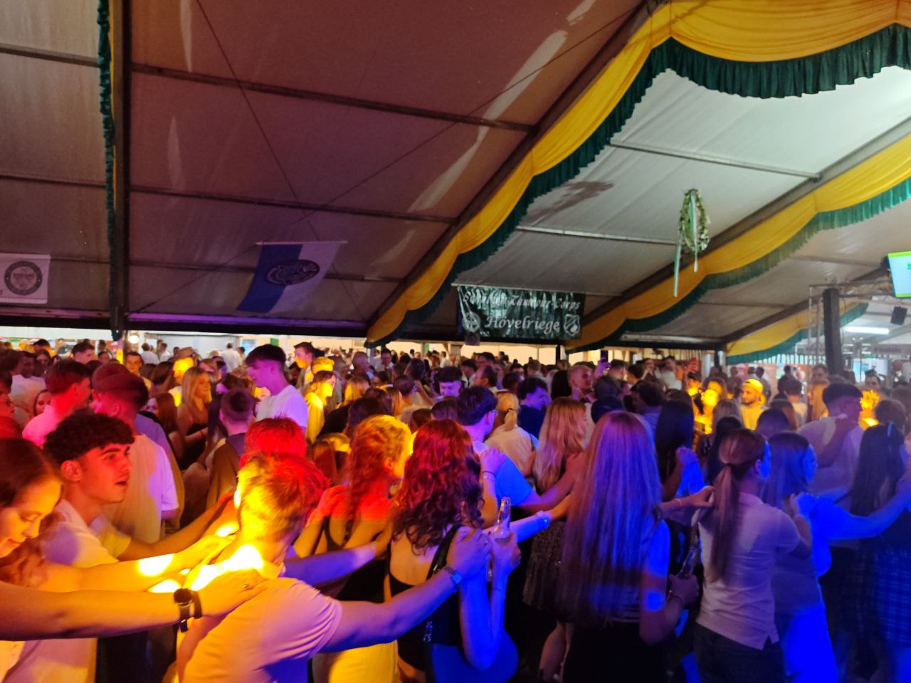 Der Zug hat keine Bremsen...