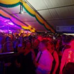 "Volle Hütte" auf dem Schützenfest in Hövelhof