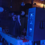 Und wenn die Tanzfläche voll ist, steht man eben auf den Tischen - Feiern auf dem Schützenball in Gehrden mit der Winxx Partyband